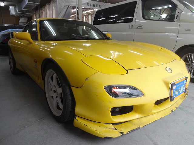 マツダ Rx 7 オールペイントです 東京都小平市よりご来店です 東京 立川 板金塗装 車の傷 へこみ修理 ガレージローライド