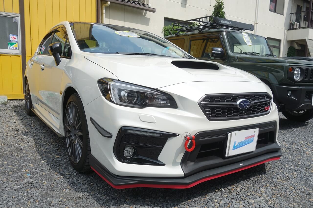 スバル Wrx S4 サーキッド用車両 Sti製エアロパーツ修理 カスタムペイント ブラックシリカ ピンクライン塗装 神奈川県よりご来店のお客様です 東京 立川 板金塗装 車の傷 へこみ修理 ガレージローライド