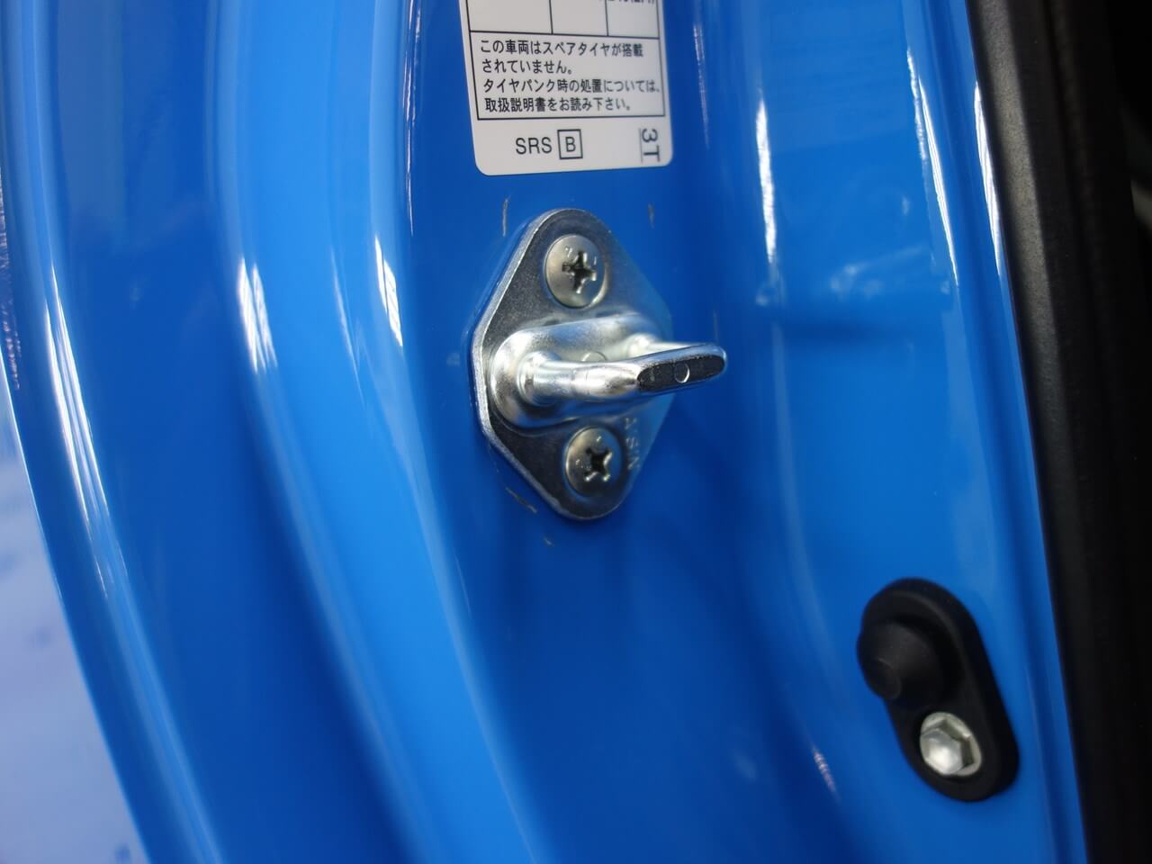 トヨタ 86 右センターピラー キズ修理・塗装 東京都あきる野市よりご